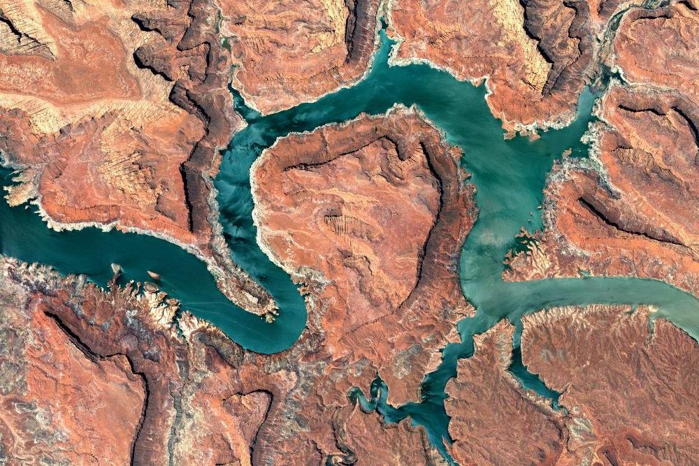 Desert canyon river design file showing intricate aerial pattern and natural color details